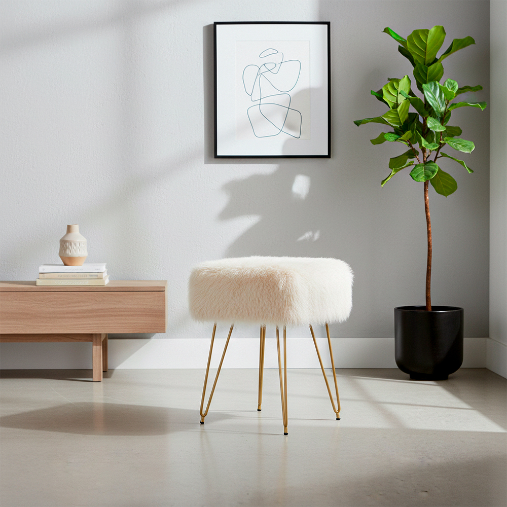 Taburete Moderno Beige Glam de Tela Tipo Peluche 